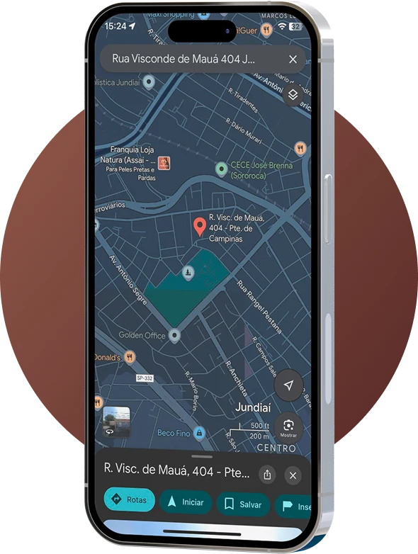 Celular com o mapa da R. Visconde de Mauá, 404, Jundiaí